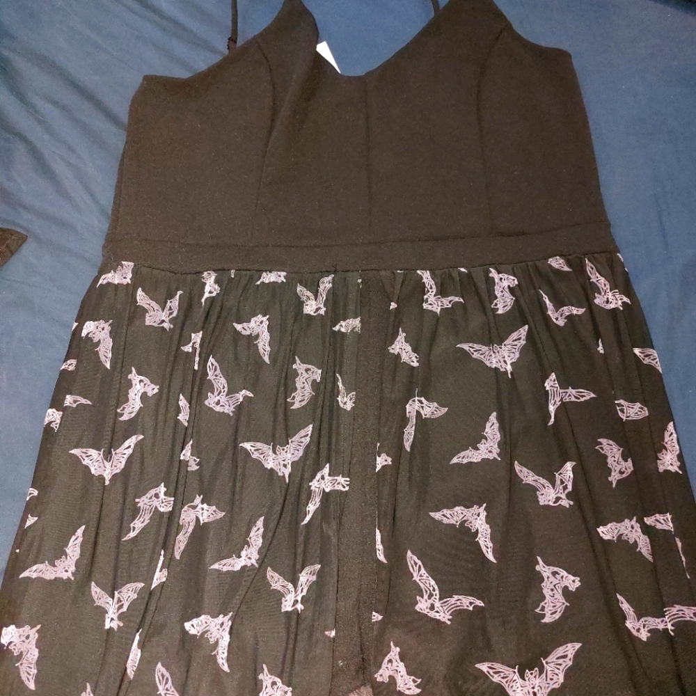 Hot Topic Gothic bats flocked romper 4x 4